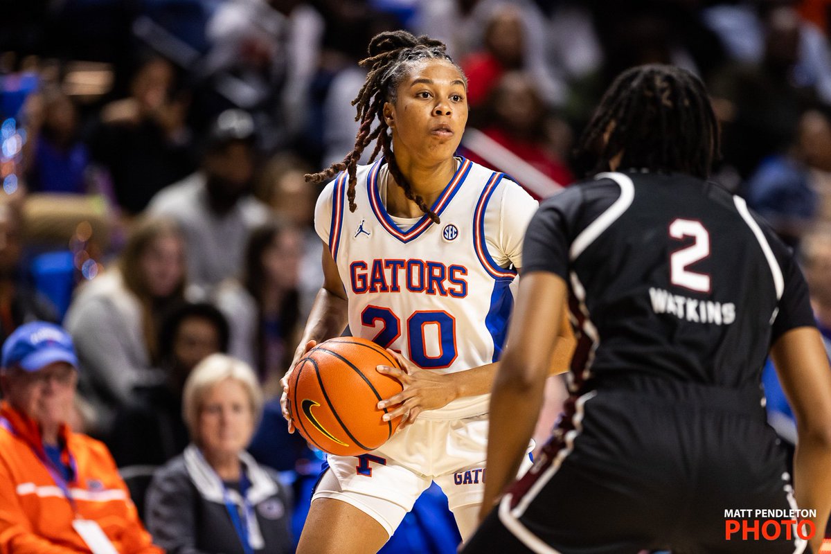 bymattpendleton's tweet photo. #FourFrames from the Florida v South Carolina women's basketball SEC opener.
More 📸: https://t.co/9AgRvMxIlh
#sports #ncaawbb https://t.co/lKRAPWC39T