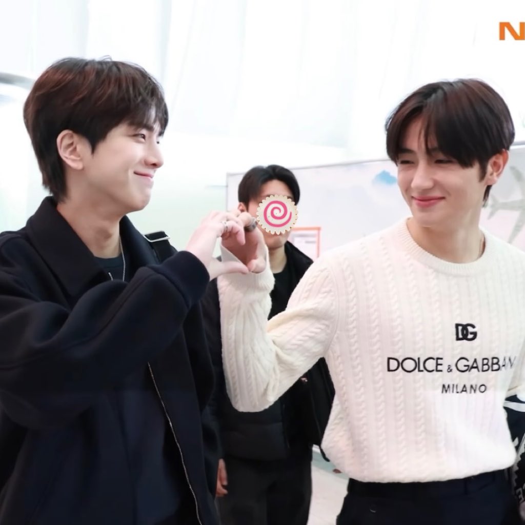 애들이 너무 행복해보여서 보는 나까지 행복해짐 
흑흑