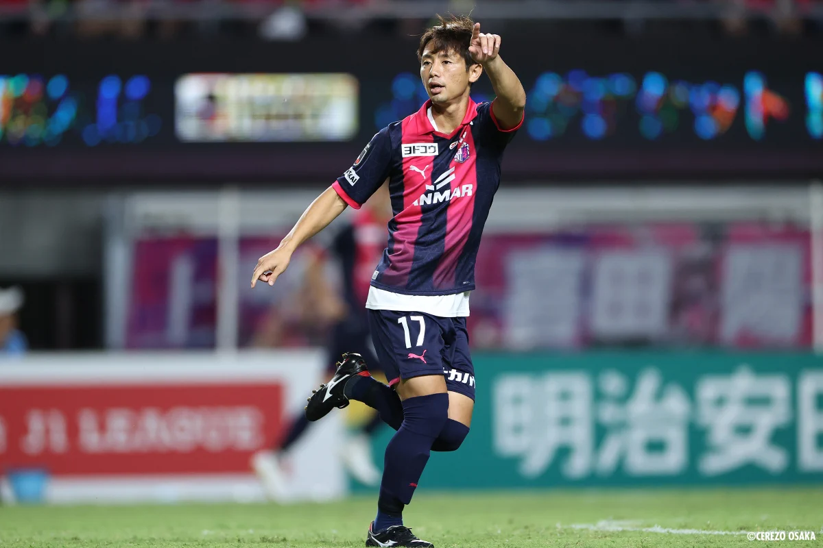 セレッソ大阪　ユニフォーム　鈴木徳真　17番　プーマ　XXL オーセンティック セレッソ大阪 ユニフォーム 鈴木徳真 背番号17 プーマ XXL セレッソ