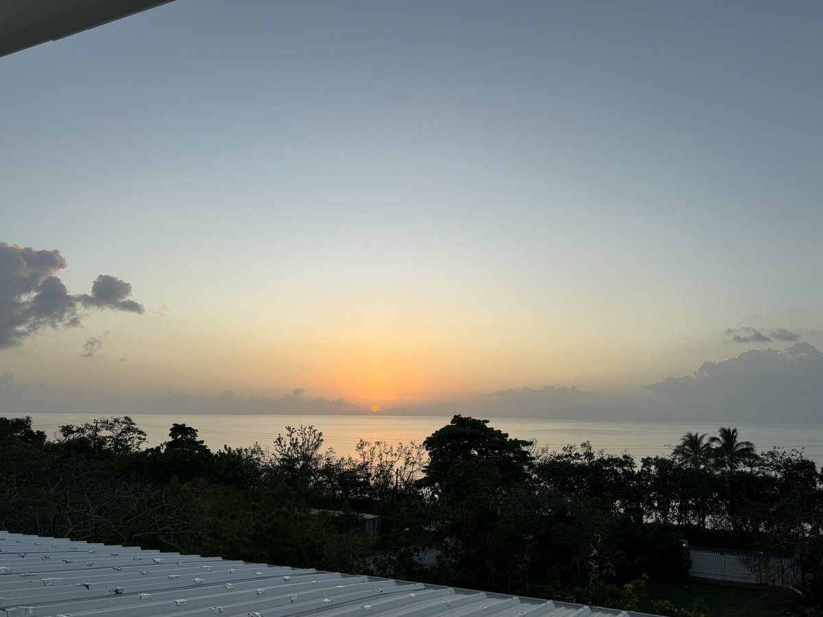 Apostolmmc's tweet photo. Hermoso atardecer. San Andrés isla - Colombia. Enero 10/24. (Fotos tomadas desde el Km 12).

“Te alabaré; porque formidables, maravillosas son tus obras; Estoy maravillado, Y mi alma lo sabe muy bien.” (Salmos 139:14) https://t.co/8kCzDTGppb