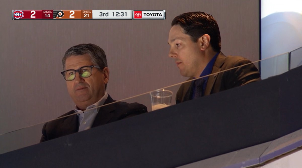 FlyersNation's tweet photo. Would you answer their phone call? https://t.co/XPfxp6gouv