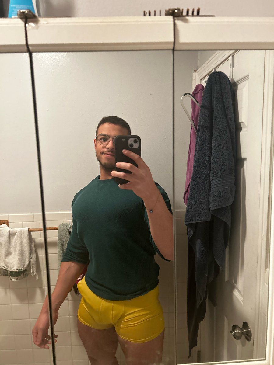 tyjnick's tweet photo. got a haircut today https://t.co/hCmQhsTKVD