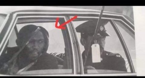 AdvoBarryRoux's tweet photo. It’s him. https://t.co/V6pPAo5xtn