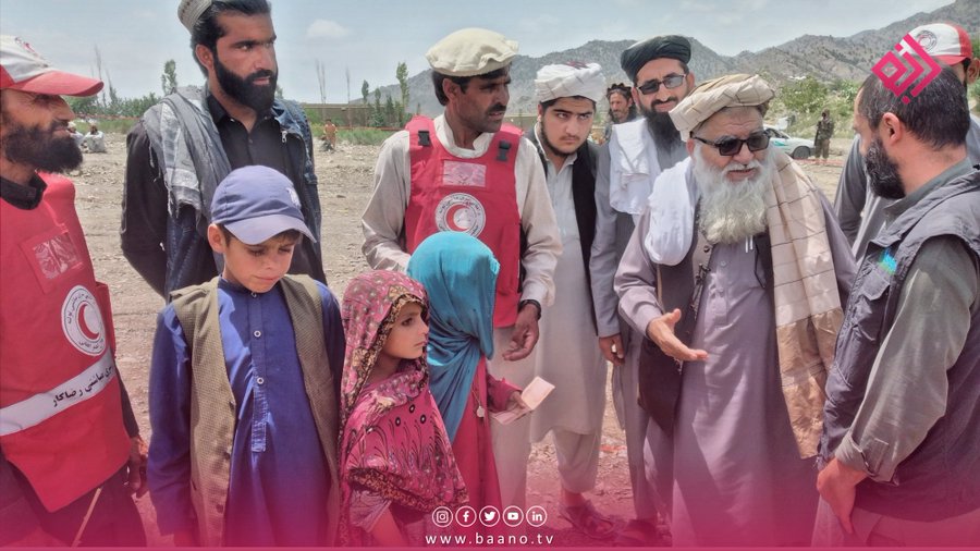 طالبان به خانواده های افغان کمک های بشردوستانه می کند