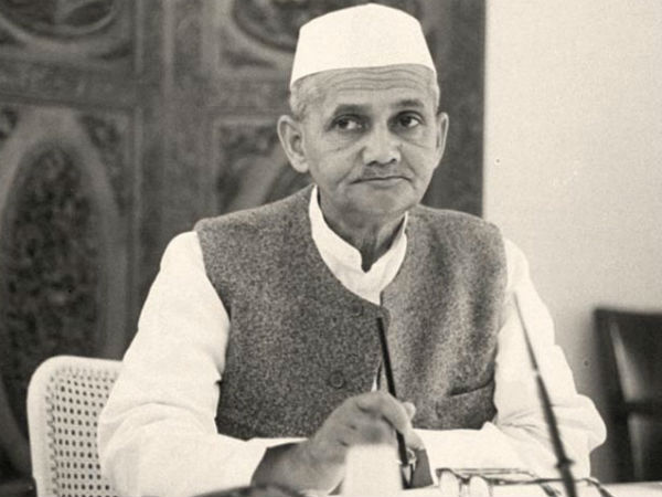 Today in 1966 The Prime Minister of India Mr Lal Bahadur Shastri Died. Everyone Forgot.