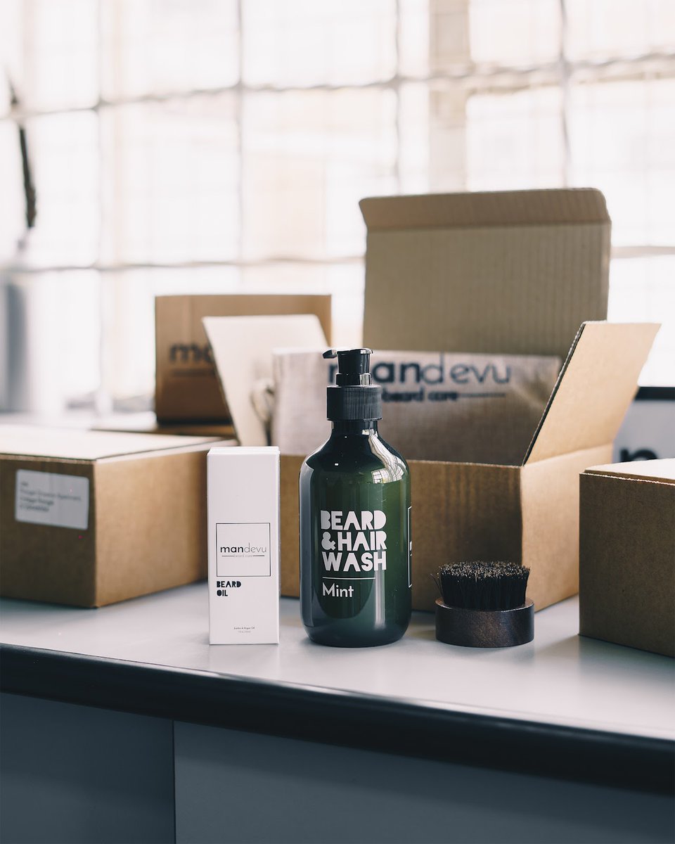themandevu's tweet photo. Keep it tidy, Keep it stylish, Keep it yours.

Shop on https://t.co/ce358zh8mz

#mandevubeardcare #groomingtips #beardgrowingtips #beards #personalcare #bearded #newyear #mensgrooming #beardgang #kenya #travel #explore https://t.co/T9CO2dMcVp