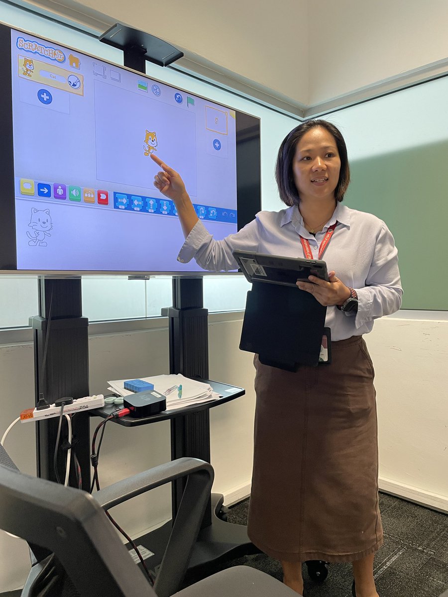 There will always be learning process when we are educators. Today we were learning about Scratch Jr with Ms Carrie. Time to learn more coding this term!