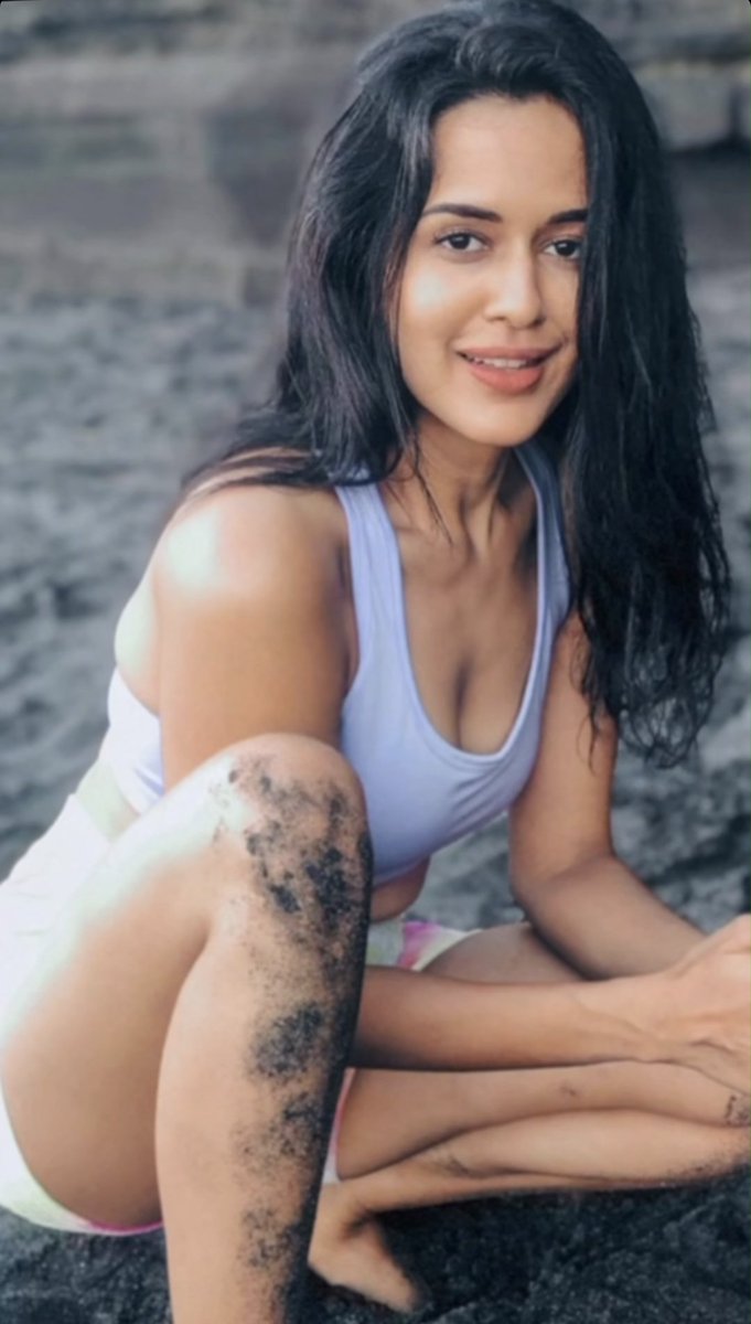 GDi4LKLWEAADF0y?format=jpg&name=medium