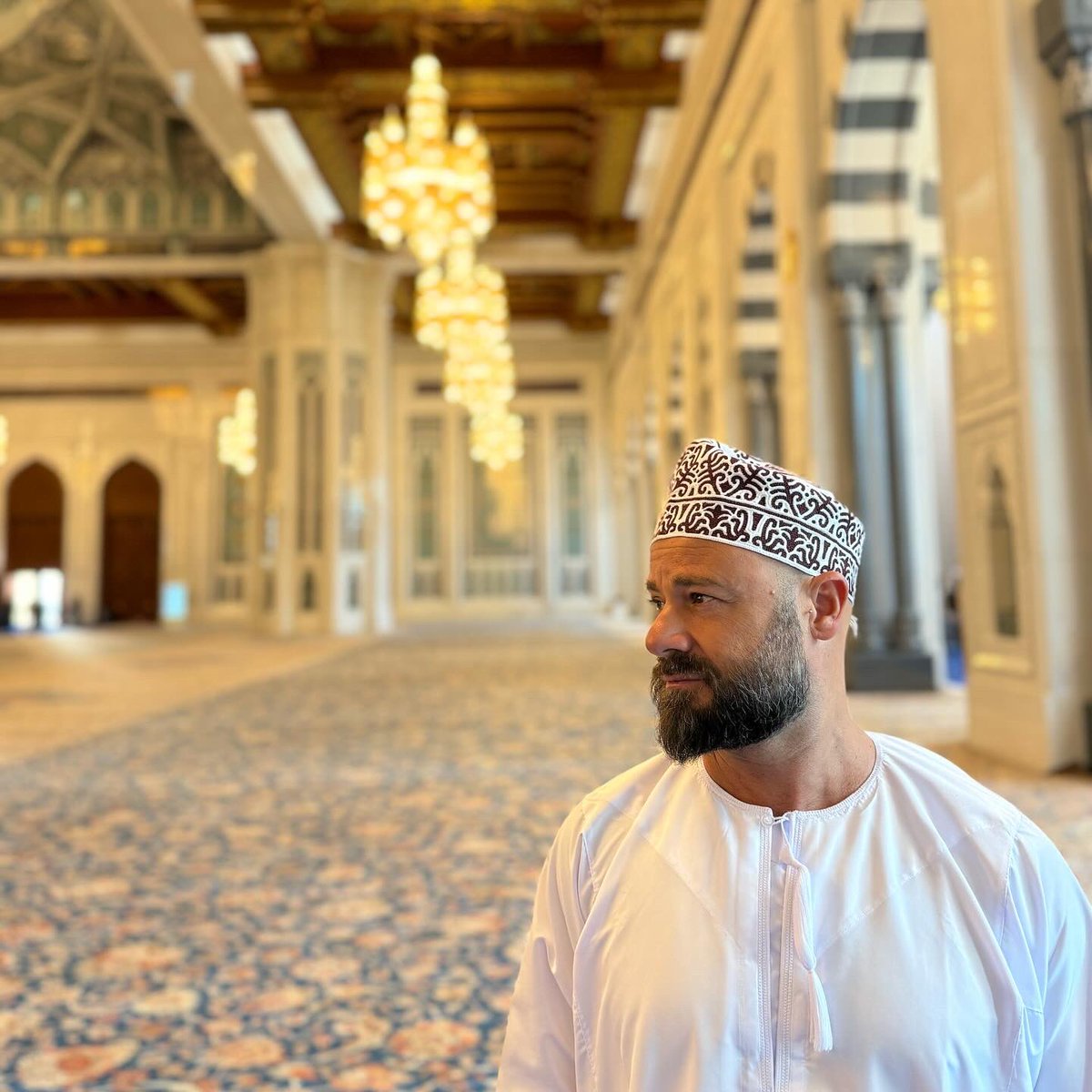 La grande moschea dell’amatissimo Sultano Qabouus regalata al suo popolo per i 30 anni di regno.
#Oman