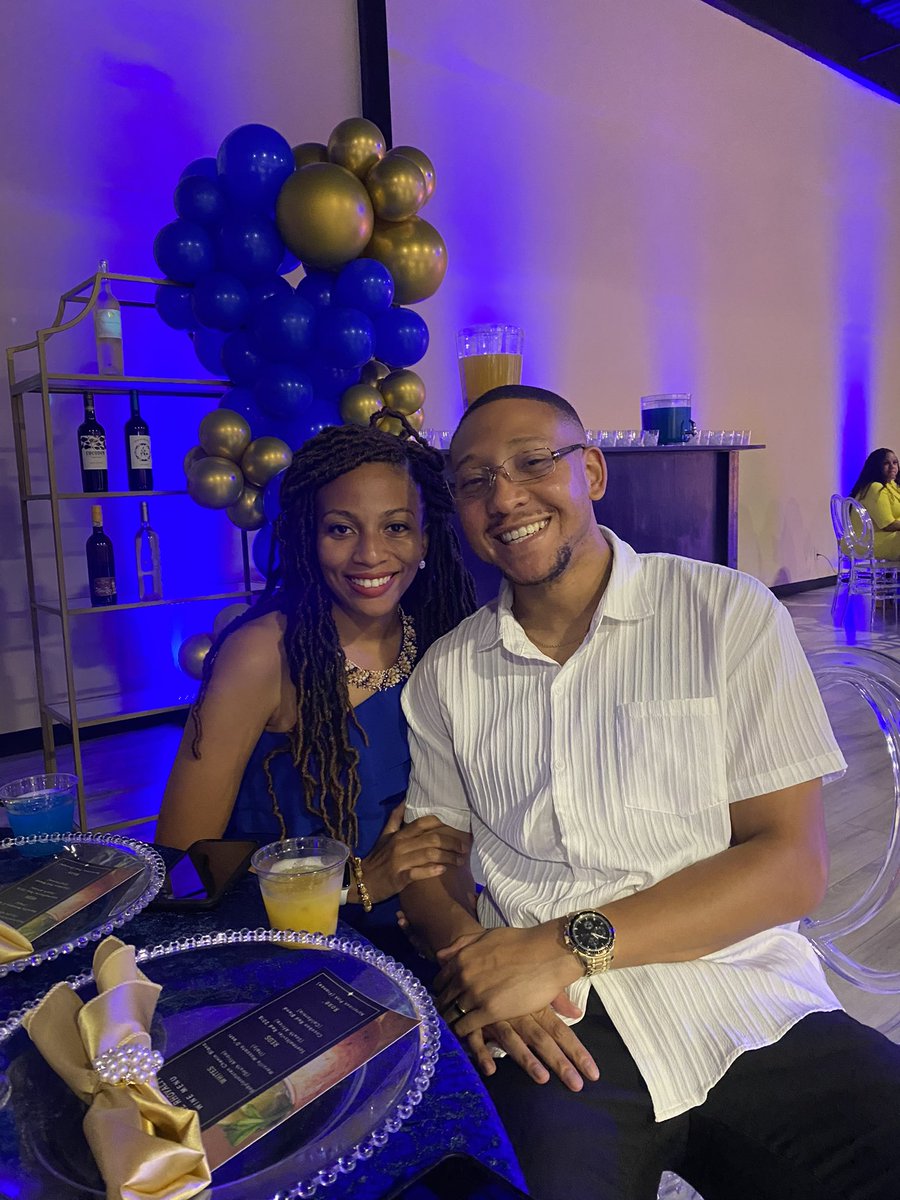 Justme_DJ3's tweet photo. My wife >>>> https://t.co/iydqqOTTjq