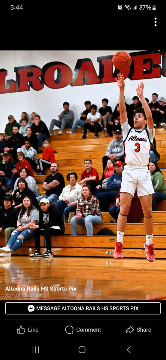 Mid season check ins!   

6'1" Combo Guard <a href="/GraysenBecker/">Graysen Becker</a> is a big time contributor for the Altoona Rails!   

10ppg and 3.4 rpg for a much improved Rails Varsity Squad.   

15 pts and 4 rebounds in a win against Amery......big time athlete with big bounce!