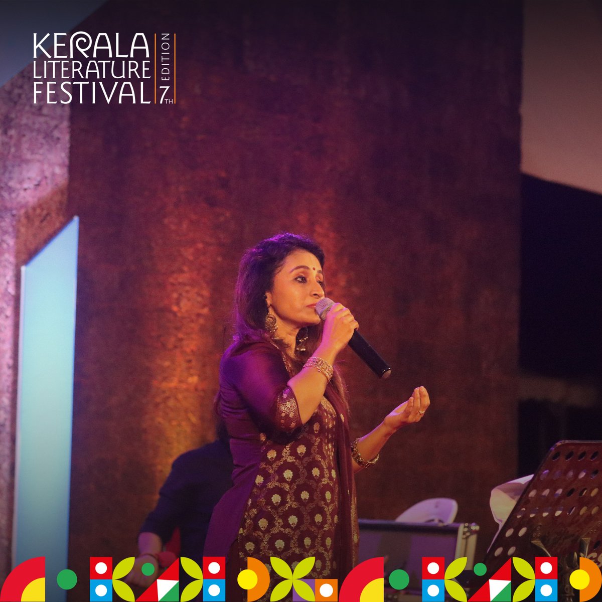 KeralaLitFest tweet picture