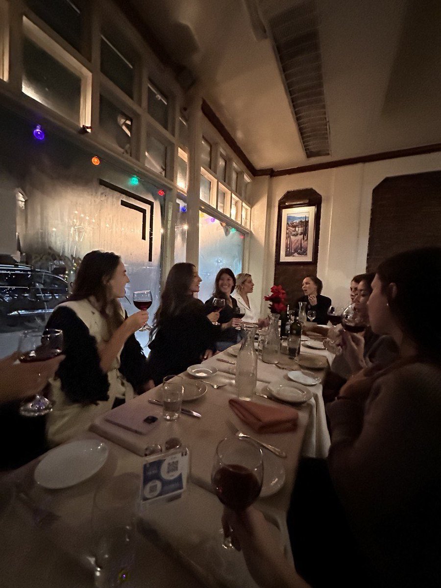MorganKrupetsky's tweet photo. Thankful for my crypto girlz and excited for 2024 🙌🏼 https://t.co/0UGBSmmWoD