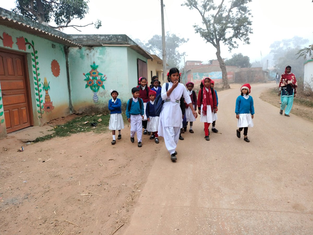 DeepakdToppo's tweet photo. Seeti bajao 
# JEPC JHARKHAND https://t.co/LUVgO59eTP