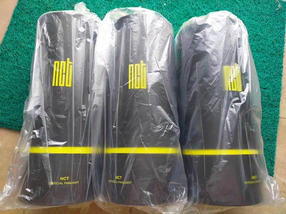 📷ONHAND - #KPOPandaOnhand 📷
OFFICIAL NEOBONG LIGHTSTICK (NCT LIGHTSTICK)

📷ready to pickup sa store or delivery
📷sealed &amp; new
📷plus freebies from us
To order or reservation, message us.

#NCT127 #NCT127_NEOCITY_THE_UNITY
#NEOCITY_THE_UNITY_in_BULACAN