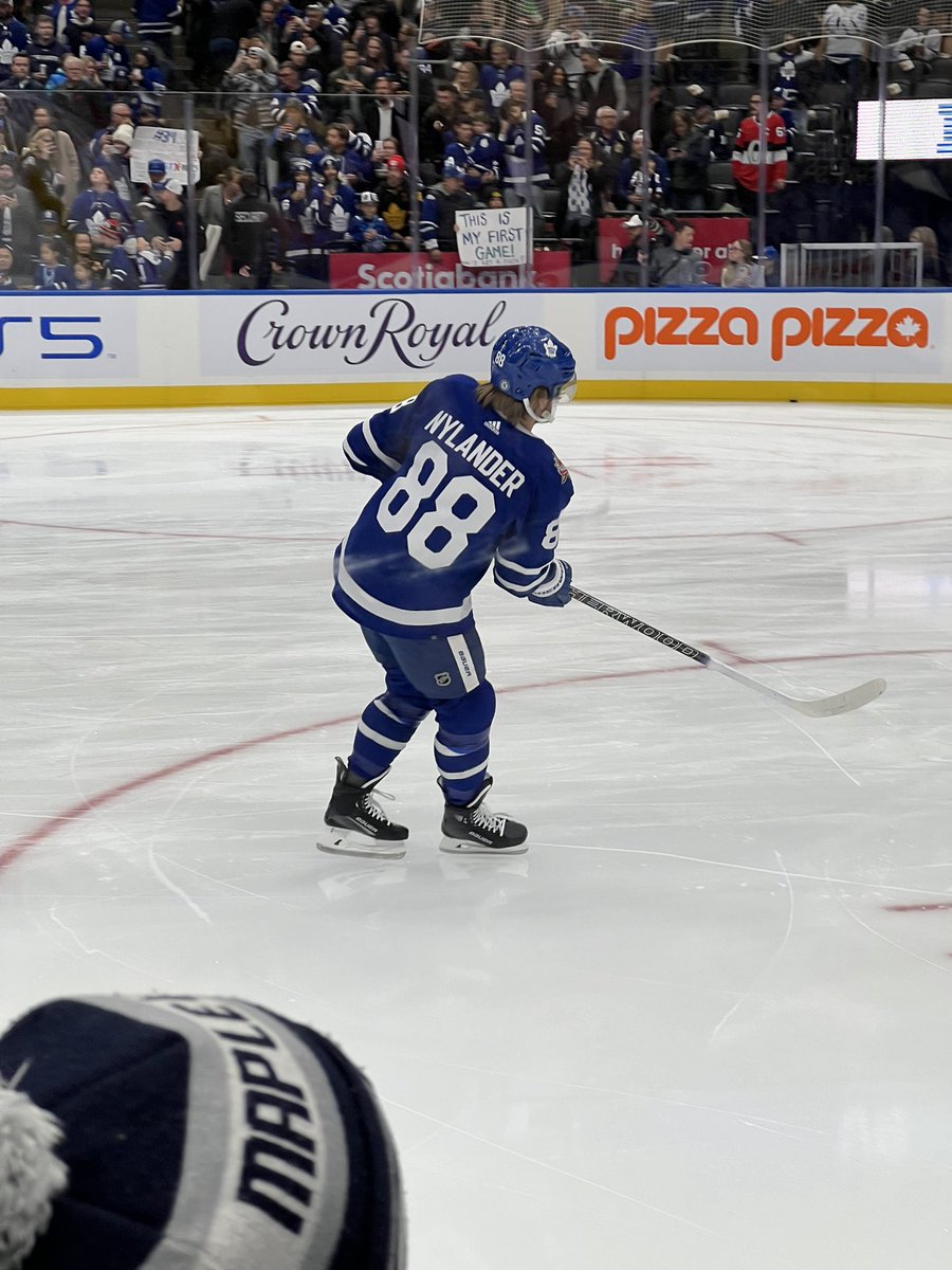 Victoria tweet media