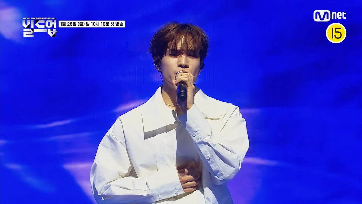 princejaychang's tweet photo. whoever styled jay chang for ep 1 totally knows what they are doing because what was the best way to make yourself stand out in a crowd? 

yes, dress formally while already looking like a prince yourself! https://t.co/sZGENzuG68