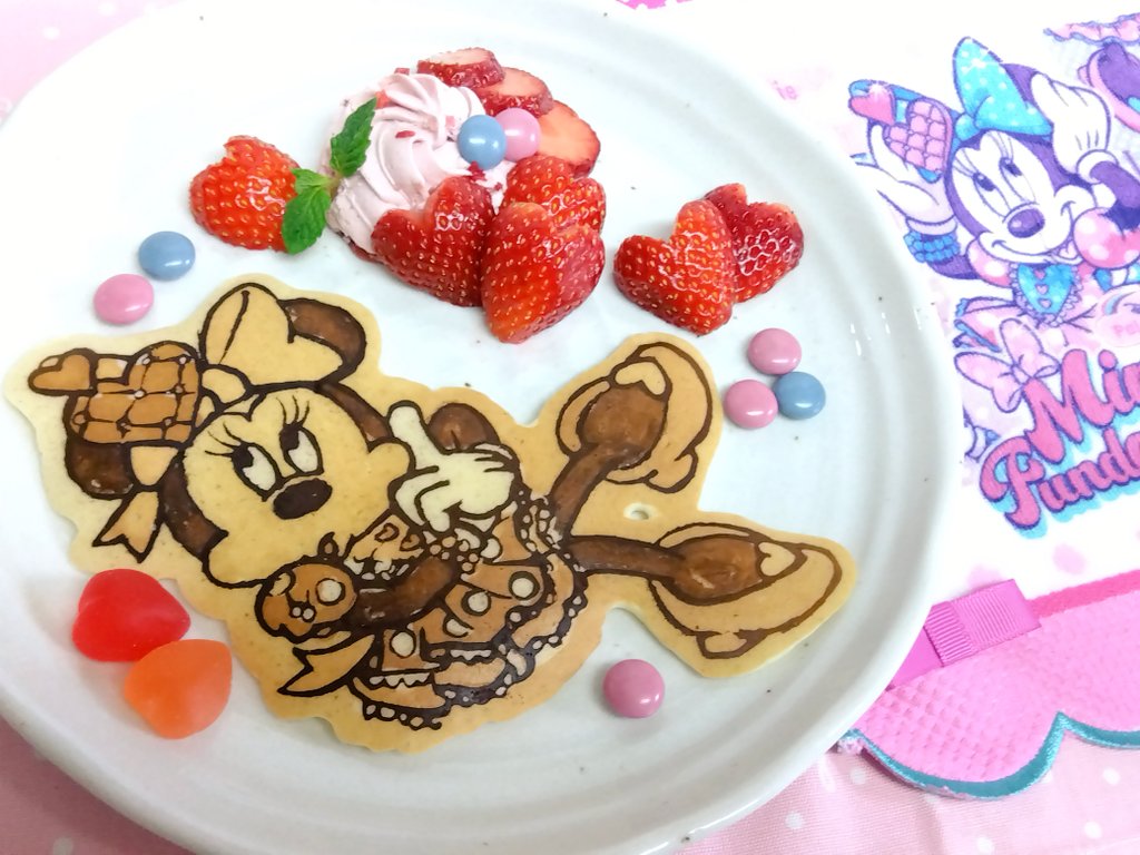 shirotch_38's tweet image. ミニーちゃんと🍓
最強タッグ😍

#パンケーキアート
#pancakeart
#ミニーのファンダーランド 
#パルパル