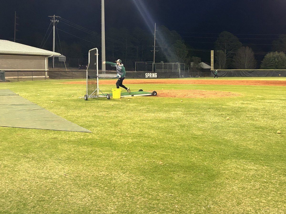 SVBaseball00's tweet photo. Get better every day! Build it one brick at a time!
#BeTheOnePercent
#TheRoadToMay https://t.co/lhZVqpThjB