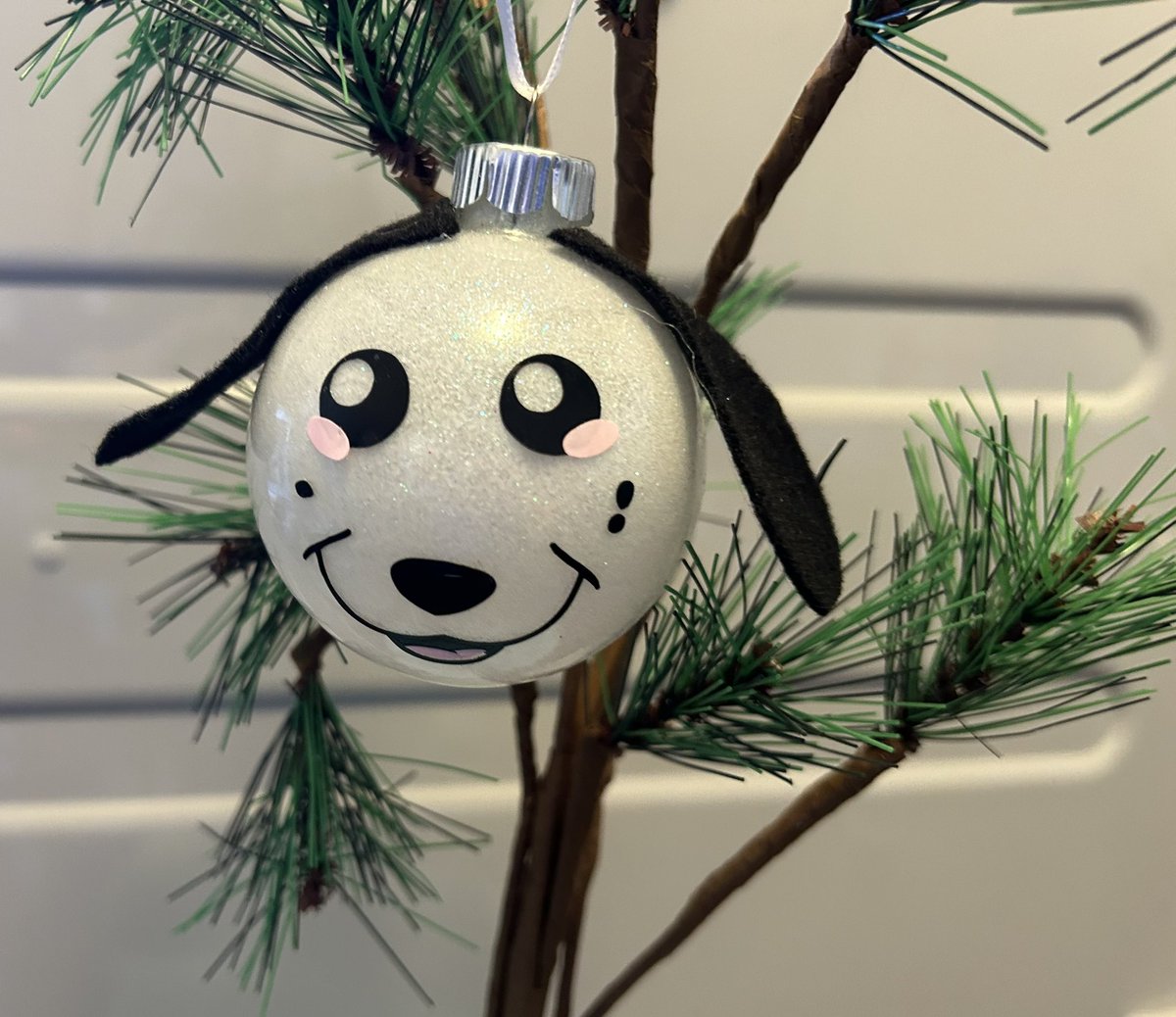 ValentineKustom's tweet photo. Puppy Christmas ornament. https://t.co/5FzGYhyr6x
