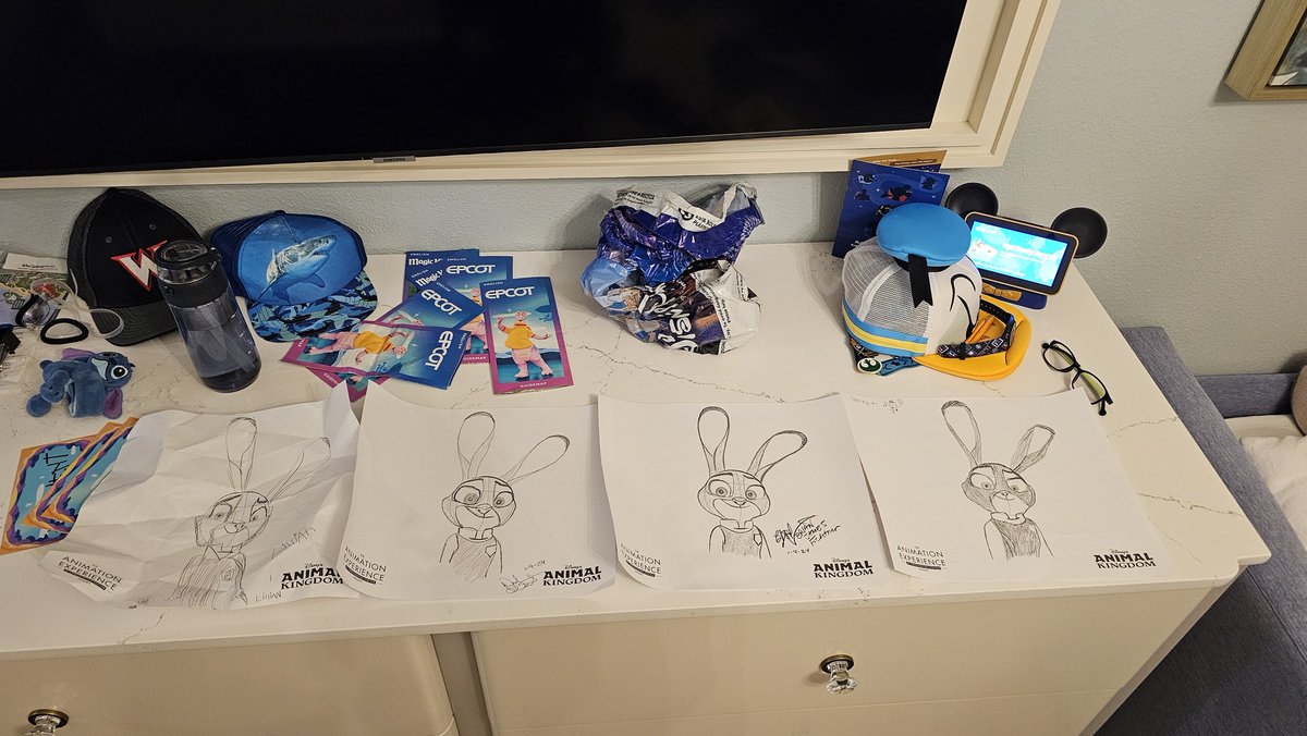 Judy Hopps, my daughter didn't like hers, so she crumpled it.  I thought it was great,  so I salvaged it!