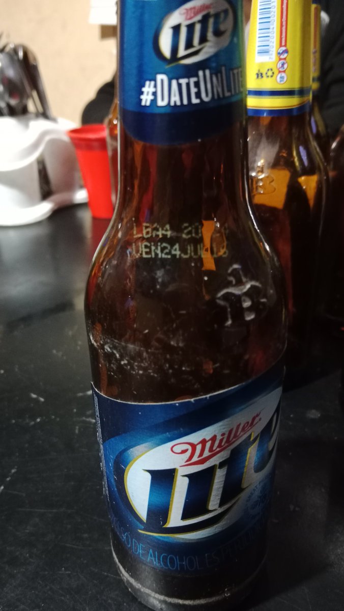 cristiantobaria's tweet photo. Sacaron la otra premium jajajajaja no sea tan mk jajajajajaj https://t.co/GTIjW58wf1