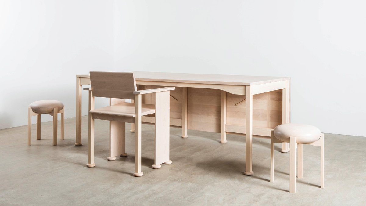 AHECmea's tweet image. 🍁 Discover the Versatility of #HardMaple! Known for its hardness, fine figure, delicate color, it is a top choice for sports hall floors &amp;amp; high-traffic areas.  #AmericanHardwood