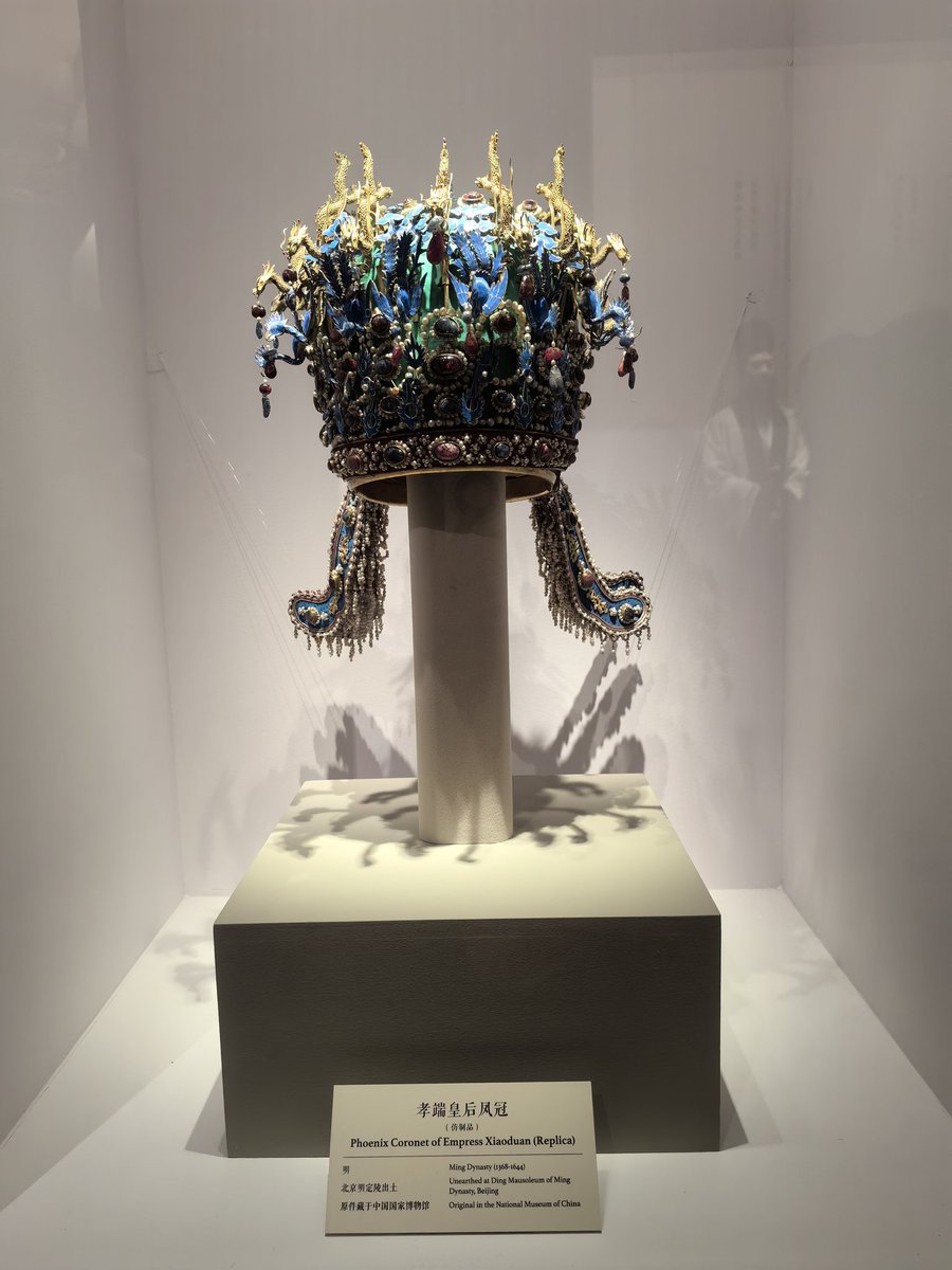 Hikari_YZ's tweet photo. I went to the National Museum of China yesterday. After a long walk in the Forbbiden City the day before, I could barely walk. The museum was huge. I spent five hours there but only covered less than half exhibitions. https://t.co/RVdpRRkjaP