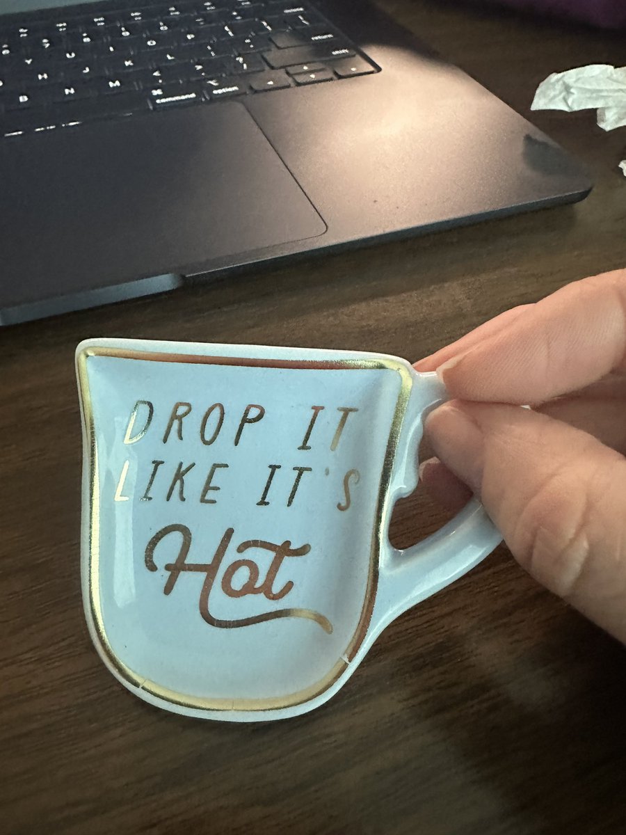 Melisa MacMillan tweet media