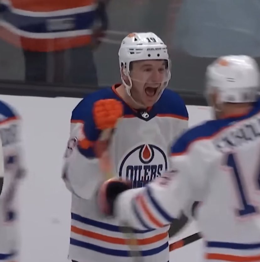 leashadawg's tweet image. #NHLAllStarVote Zach Hyman 

our game 4 overtime hero :)))