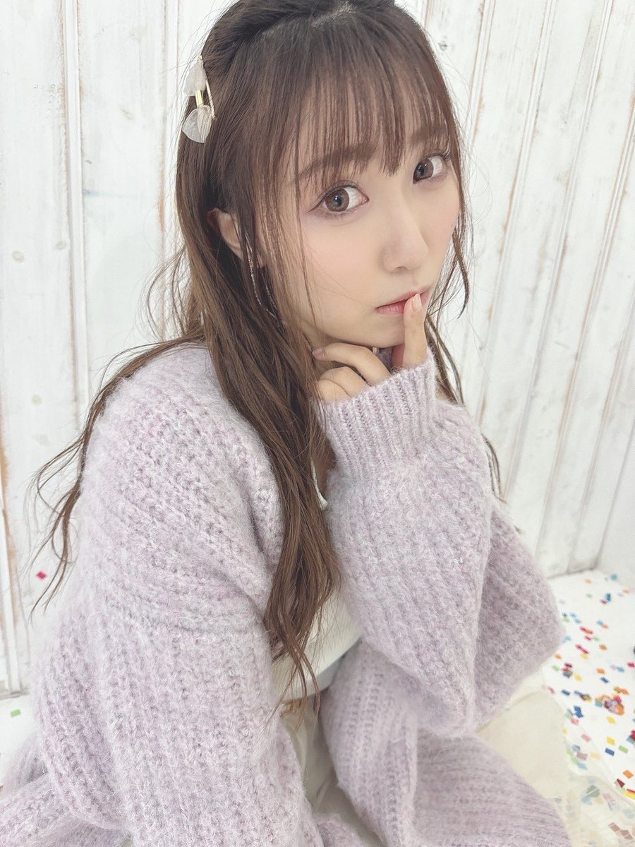 aina_suzuki723's tweet photo. 声優グランプリさんにて
アナザーカバー・巻末特集に登場させて頂いております！！
2ヶ月連続リリースとなった「Apocalypse Day」「果てのない旅」についても沢山お話させて頂いております✨
是非ご覧下さいませ〜☺️ https://t.co/ICkcRMjaGP