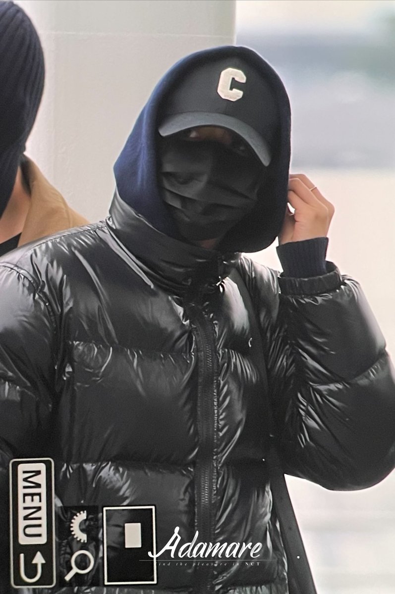 AdamareNct's tweet photo. 20240111 ICN🛫

🥹🥹🥹

#HAECHAN #해찬 #NCT127 https://t.co/I89hbYDzda