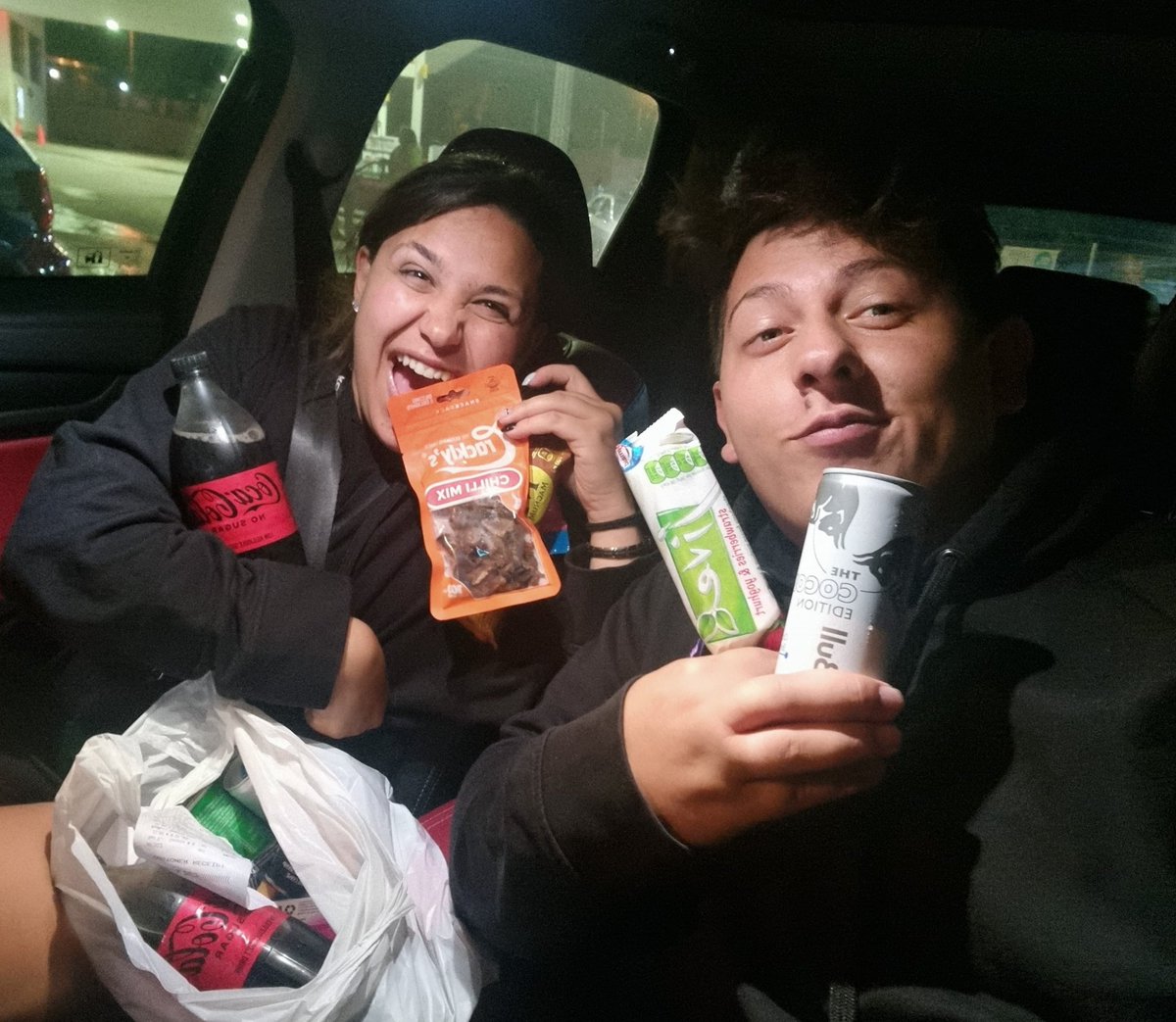 OFFSET_DUET's tweet photo. โผ๏ธSNACK RUUUUN โผ๏ธ๐ฅค๐ฟ
We're hard at work, planning for this year's streaming and had to get a lil energy boost.๐๐
Our 1st stream of 2024 will be on 12 January! ๐ฅณ๐ฅณ
Follow now so you don't miss out! ๐
https://t.co/gyD5LJyMoM
#twitch #twitchstreamer
#gaming #snackrun #pc https://t.co/yPmPA0Y9Du