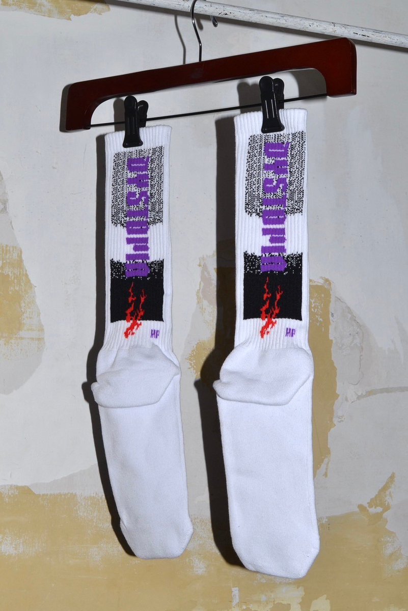 clothes_meta's tweet photo. 【New In】

METAPHYSICA / Socks

Size: Free Size

Web Shopにも掲載しております。
プロフィール欄URLより。

アイテムの詳細はDMにて 
お���い合わせ下さいませ。

ーーーーー
#METAPHYSICA #METAKyoto
#streetstyle #streetFashion
#メンズ #メンズスタイリング #メンズファッション #メンズコーデ https://t.co/ODitaL2643