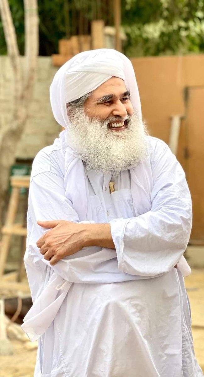 abd8461's tweet photo. حضرت ابوہریرہ رَضِیَ اللّٰہُ عَنْہُ سے روایت ہے ،  اللہ پاک کے آخری نبی ، رسول ہاشمیﷺ نے فرمایا : 
 میری اُمّت کا بہترین شخص وہ ھے جو اللہ پاک کی طرف بُلائے اور اللہ پاک کے بندوں کے دِل میں اللہ پاک کی محبت پیدا کرے
#DawateislamiZindabad
#عطاری_قبیلہ https://t.co/A3yFEwVTdK