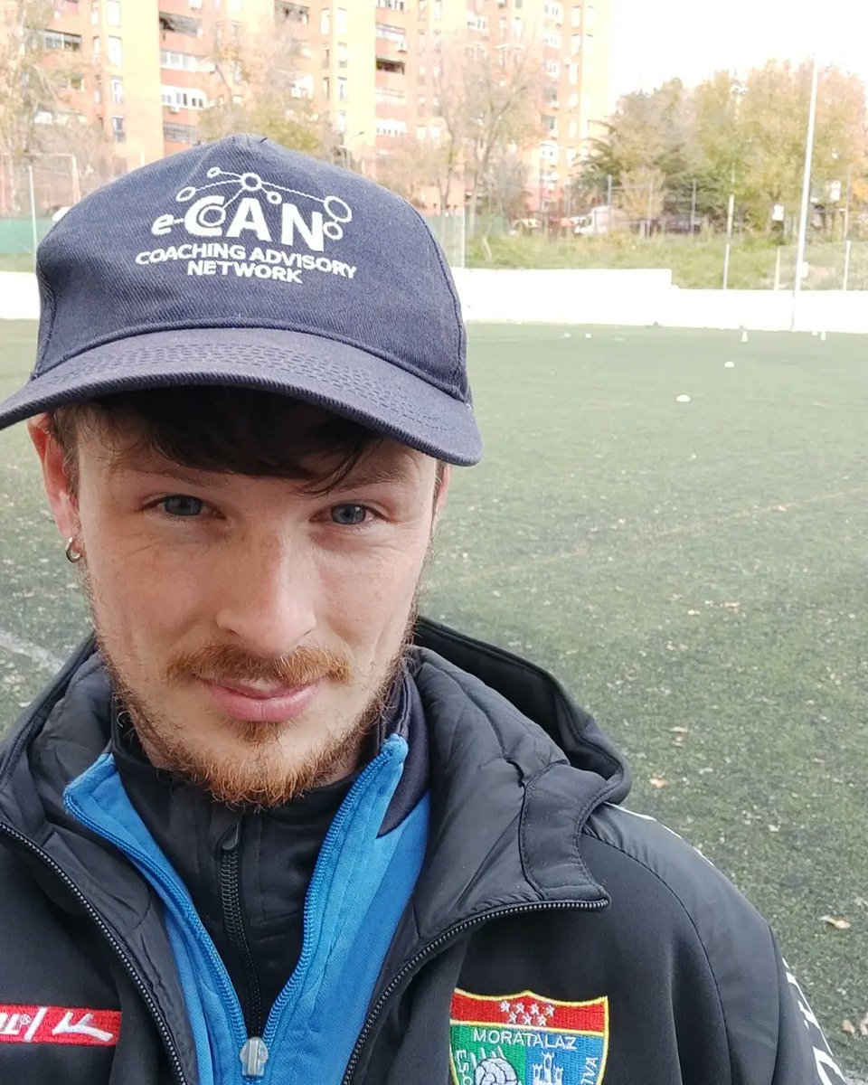 jakebrown853's tweet photo. I will have been in Spain for 3 years in March. A challenge that I set myself was to coach in Spanish.  Today I have run one of the most fulfilling sessions I've ever run regardless of language. I felt able for the first time to say everything I wanted in the moment. I'm happy! https://t.co/Ch7r26rBwS