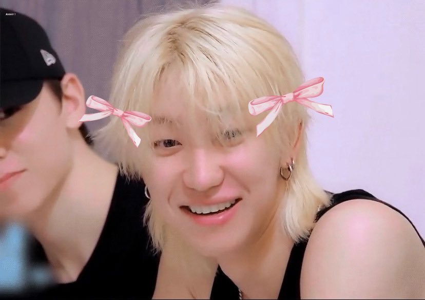 julie 🦋💚♻️ tweet media