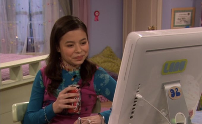 screentime's tweet photo. ‘Drake &amp; Josh’ premiered 20 years ago today 📺 https://t.co/PQgqr9DYwe
