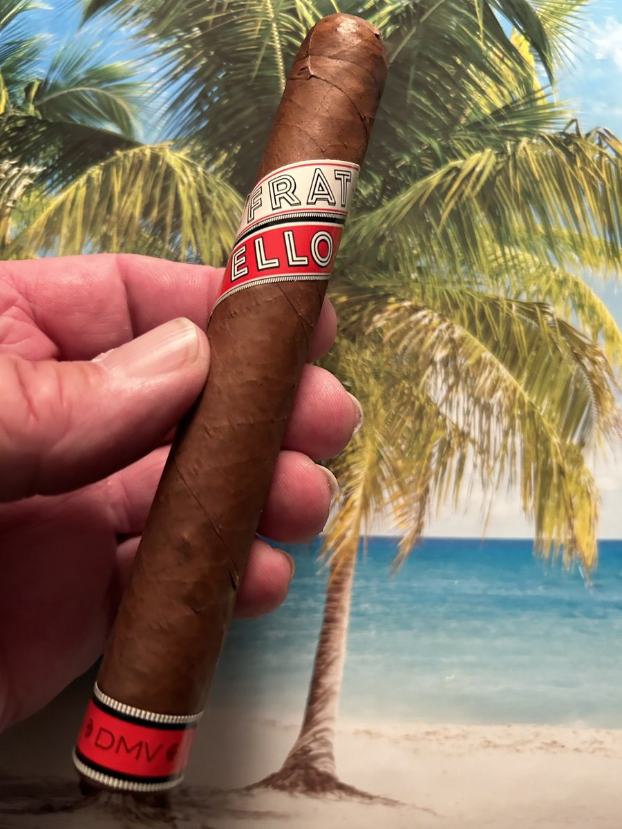 @doc_wil @PistolCliff @HN_JAD @notbuncy @JeffBOTL @DanChesler @TNHerfin @cksigma1914 @sgt458 @CigarCosmonaut @Bird4LIFE17 @funkysmack @KOBrien53 @Not_That_JB @sctworthy @svcigar @DarylUpdike @tngold @donaldb2986 @MRmidwestcouple #WildCardWednesday #Smokin @Fratellocigars DMV