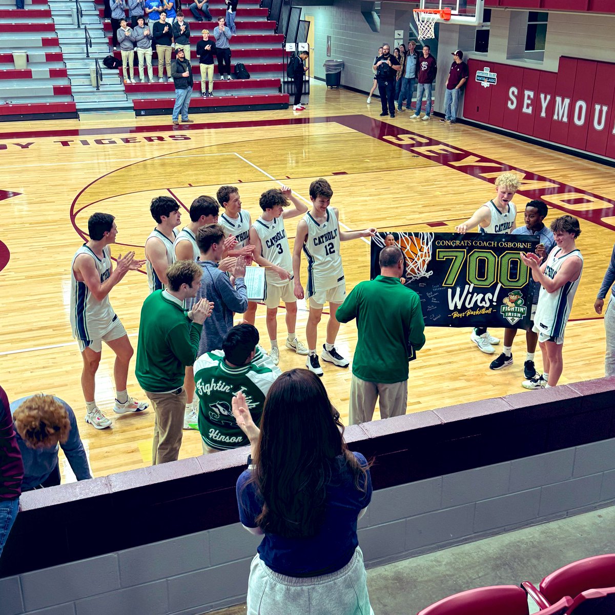 brianpyck's tweet photo. Congratulations to Jay Osborne on his remarkable achievement of 700 career basketball coaching wins! 🏀 It was an honor to present him with this plaque to celebrate his dedication and success in the world of basketball!!! 🙌☘️ #CoachingLegend #700Wins @SGFCatholic_Ath @MIAAAMO1 https://t.co/NREfwEtj71