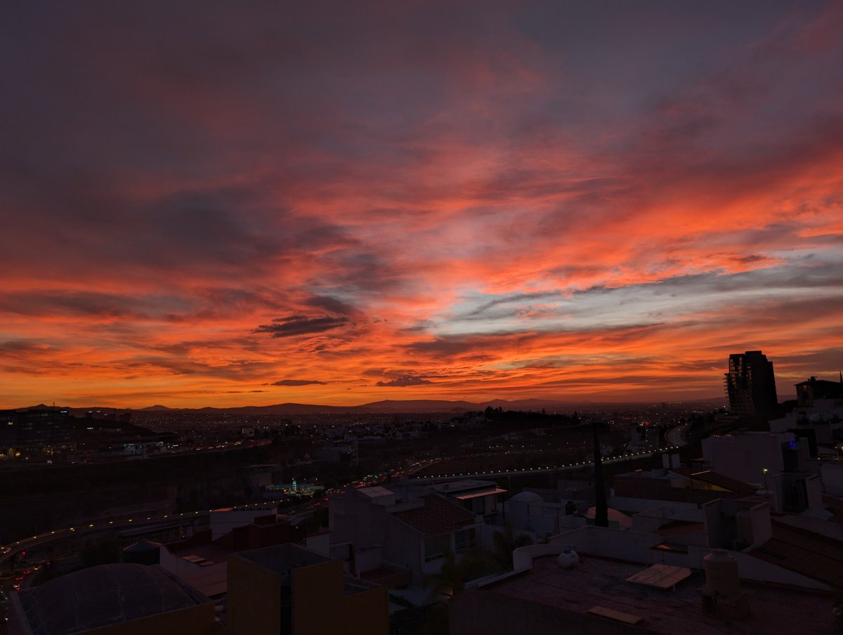 andyuribep's tweet photo. #Atardecer  De los mejores atardeceres!! https://t.co/kcUUARQ1ww