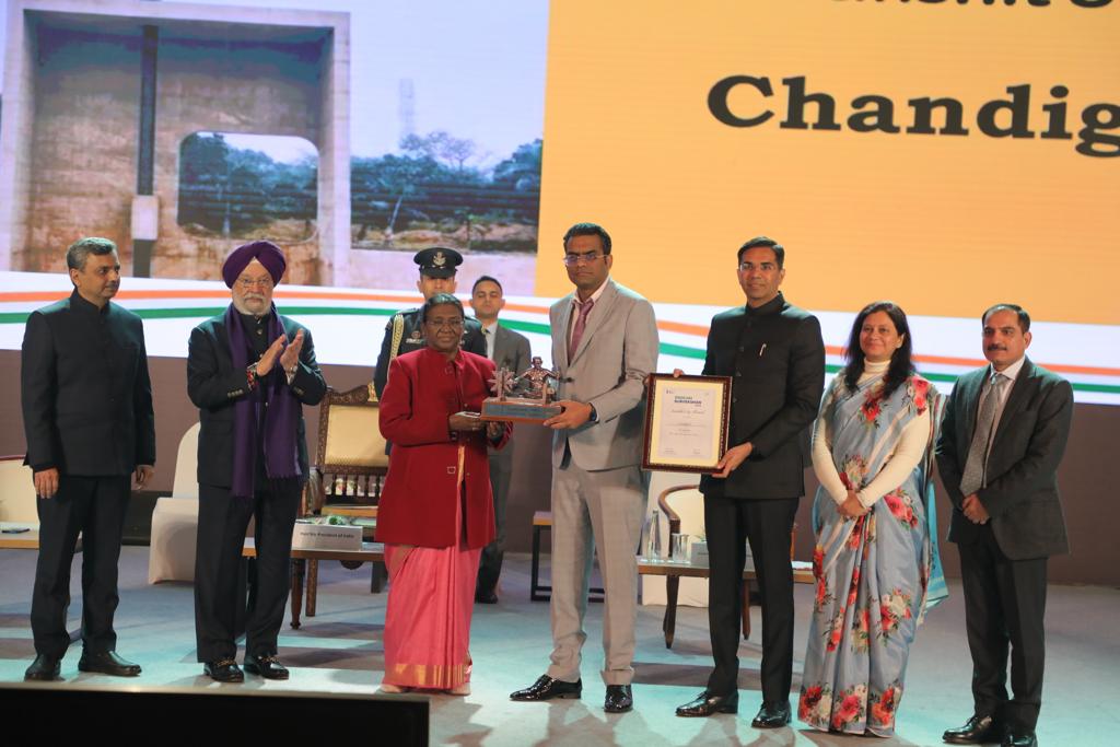 MC Chandigarh bags the first place in the Safaimitra's Surakshit Shehar at the Swachh Survekshan 2023 Awards!