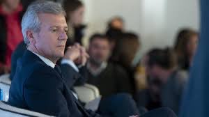 nenedenadie's tweet image. 🚨Qué casualidad, qué cosa tan loca, que en medio de la crisis de pellets y a solo 40 días de las elecciones, la Xunta decide que lo más urgente es repartir un millón de euros en publicidad a los medios. Porque todos sabemos que la publicidad es la solución mágica para todos los…