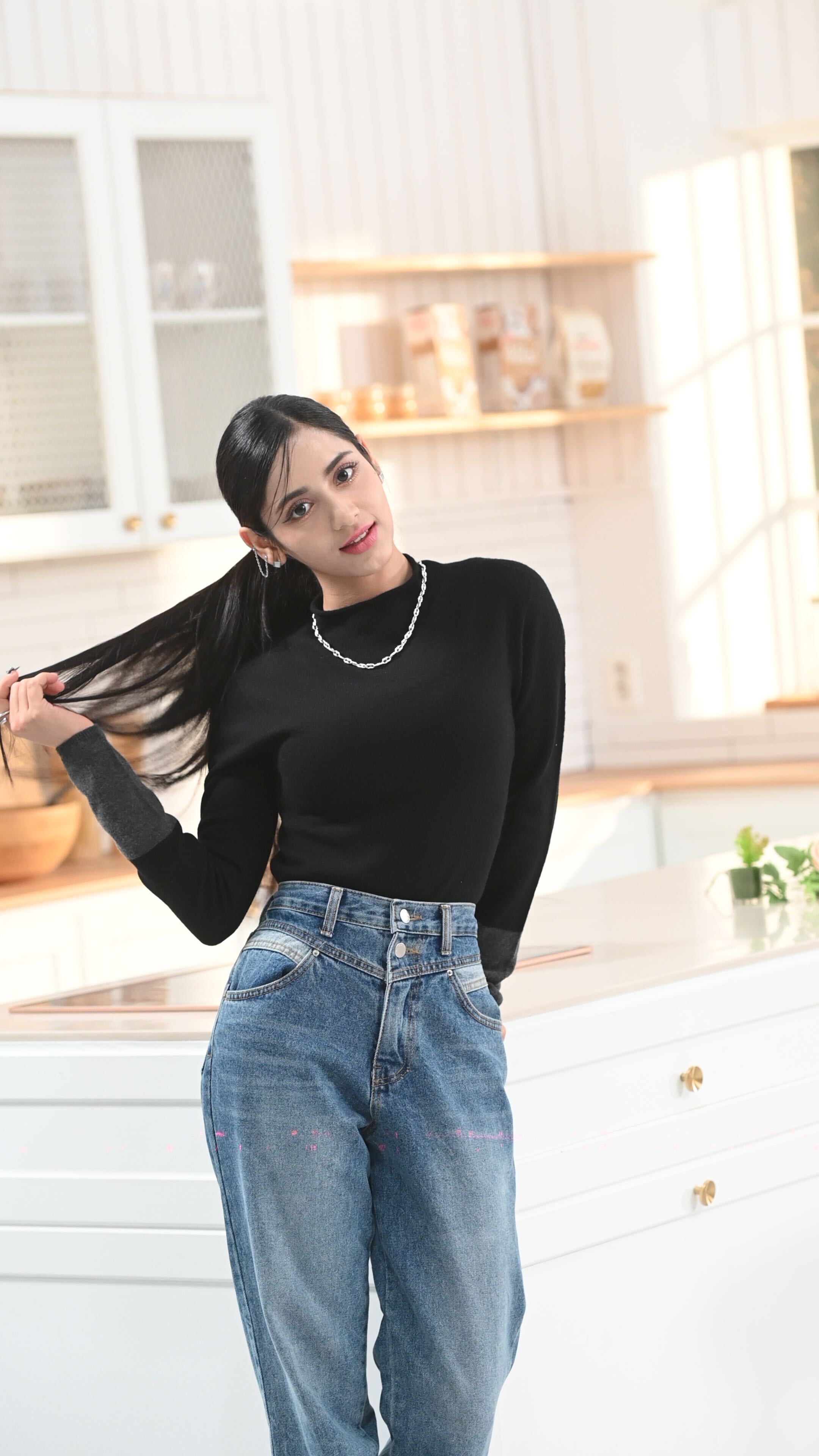 GDisjRtagAAClNp?format=jpg&name=4096x4096