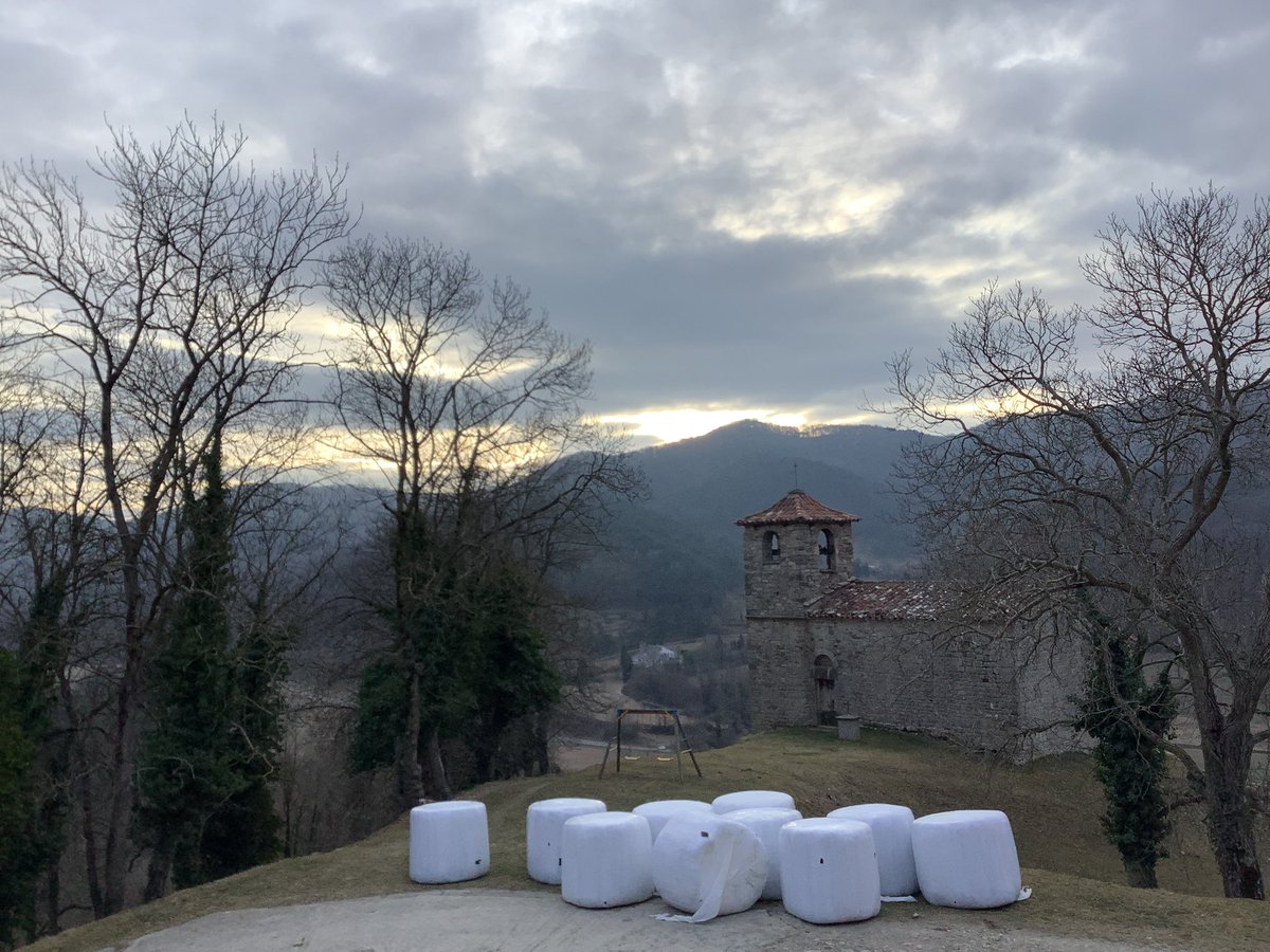 masperella's tweet photo. 1.3 graus, es molt fosc🎗 https://t.co/RlgR4fBtFH