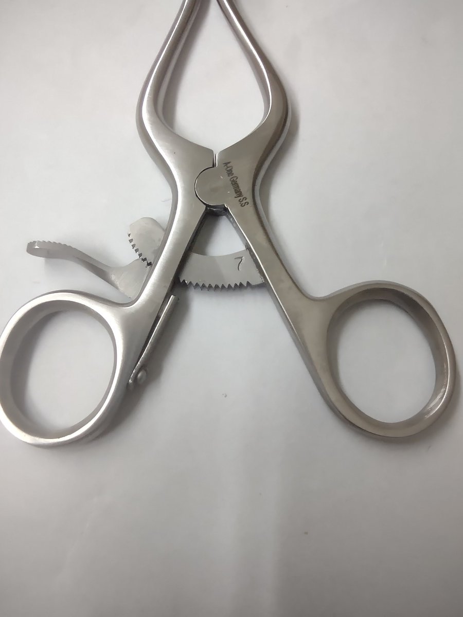 ASurgico's tweet photo. Weitlaner Retractor 2 by 2 Prongs Sharp 11cm German Quality Surgical Instruments

For order Click this
https://t.co/gHqX3EoUCb 

#WeitlanerRetractor #SurgicalInstruments #GermanQuality #MedicalTools #OperatingRoomEssentials #PrecisionSurgery #HealthcareInnovation https://t.co/Bej66MZjt1
