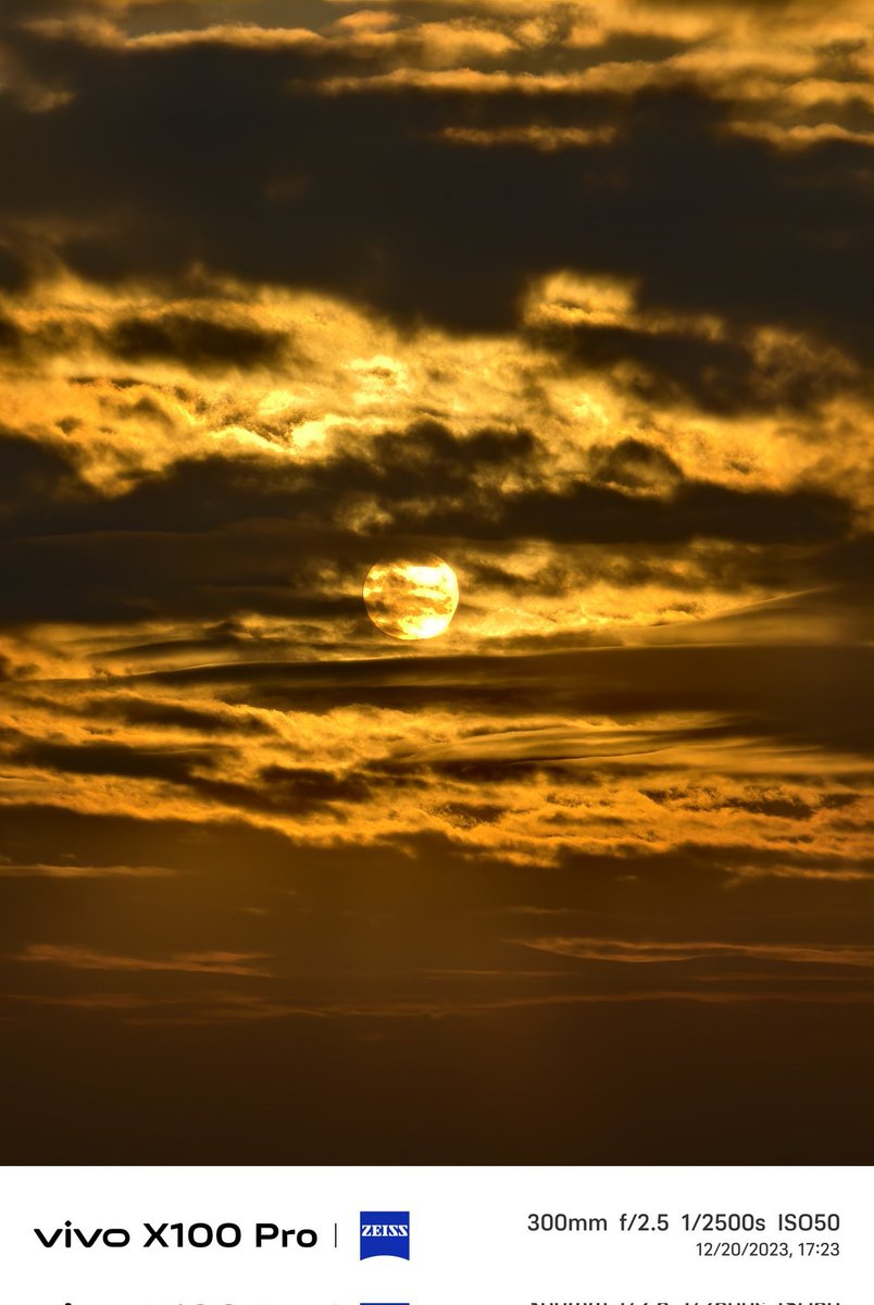 stufflistings's tweet photo. Q14. Which feature of the #vivoX100Pro lets you take images of the sun?
A. Portrait Moon Shot
B. Daylight Moon Shot
C. Telephoto Sunshot
D. Macro Sun Shot
#vivoX100giveaway #vivoX100Progiveaway #WinvivoX100Series #stufflistingsarmy https://t.co/NQ6hgj7l8W