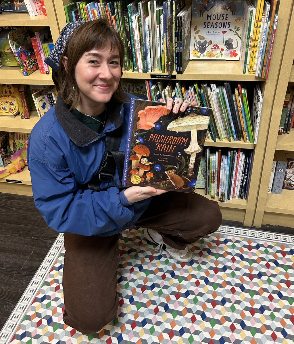 Went to the Morton Arboretum and spotted Mushroom Rain (my outfit next to my illustrations really clock my favorite color scheme) :-] @LauraK_PBwriter