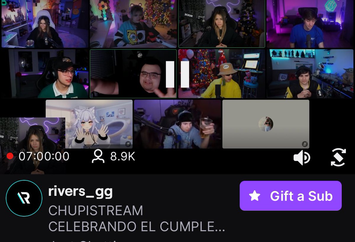 karencita_gg's tweet image. los verdaderos reales y yo viendo a rivers en la madrugada: