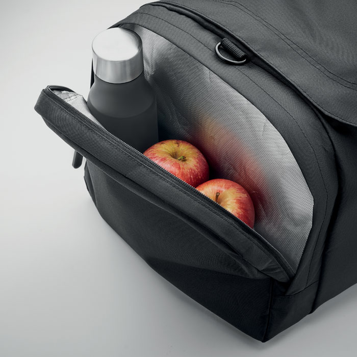 jinoutradingllc's tweet image. Large sports or travel bag in 300D RPET polyester. Main compartment with side zippered cooling and other compartments. Removable reinforcement bottom part and adjustable and detachable shoulder strap.

#travelgear #sportsbag #polyesterbag #RPETbag #travelaccessories #adventurebag